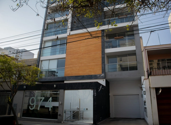 Vibrant Duplex in Miraflores